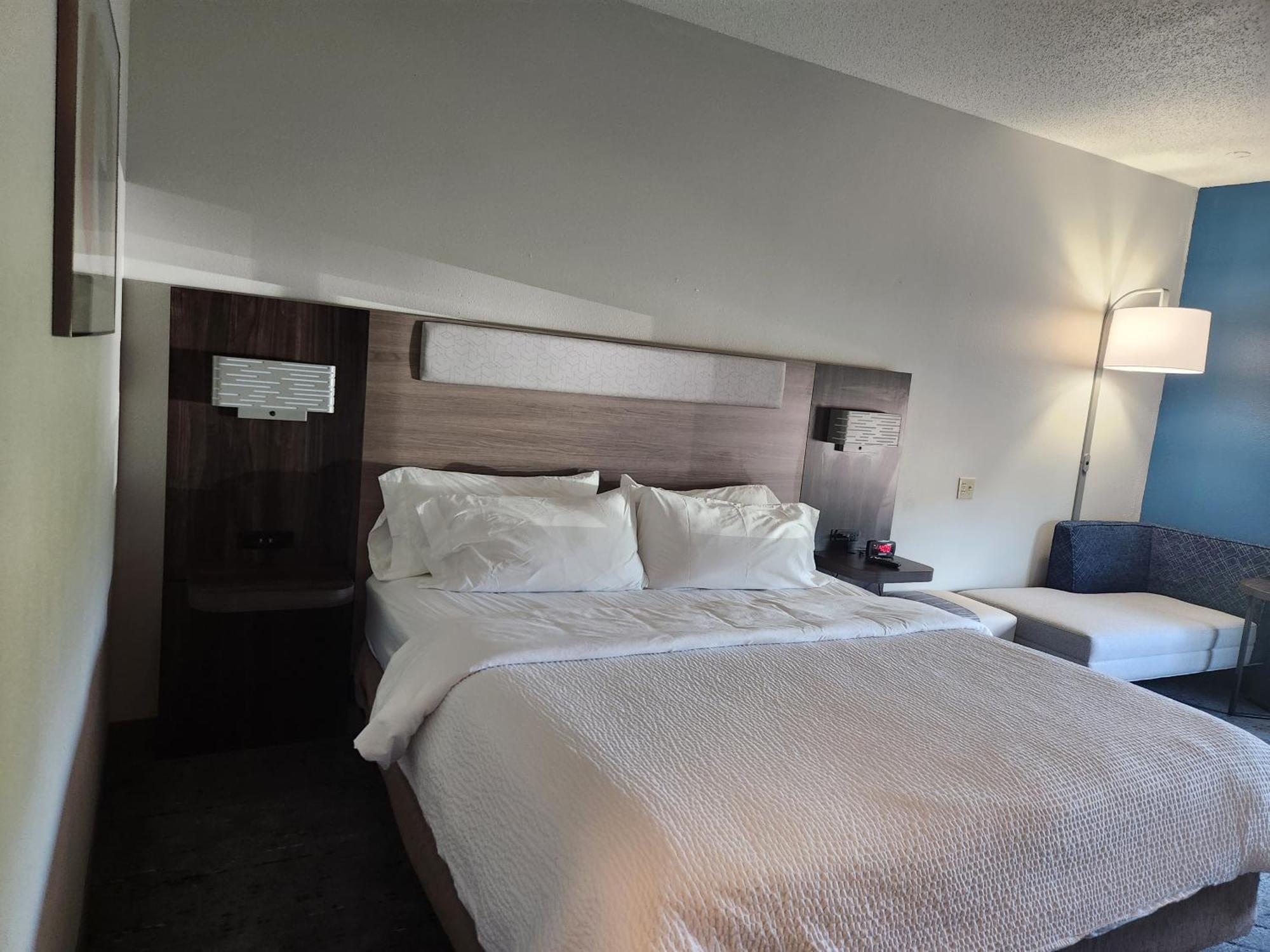 Holiday Inn Express & Suites Alliance By Ihg Kültér fotó
