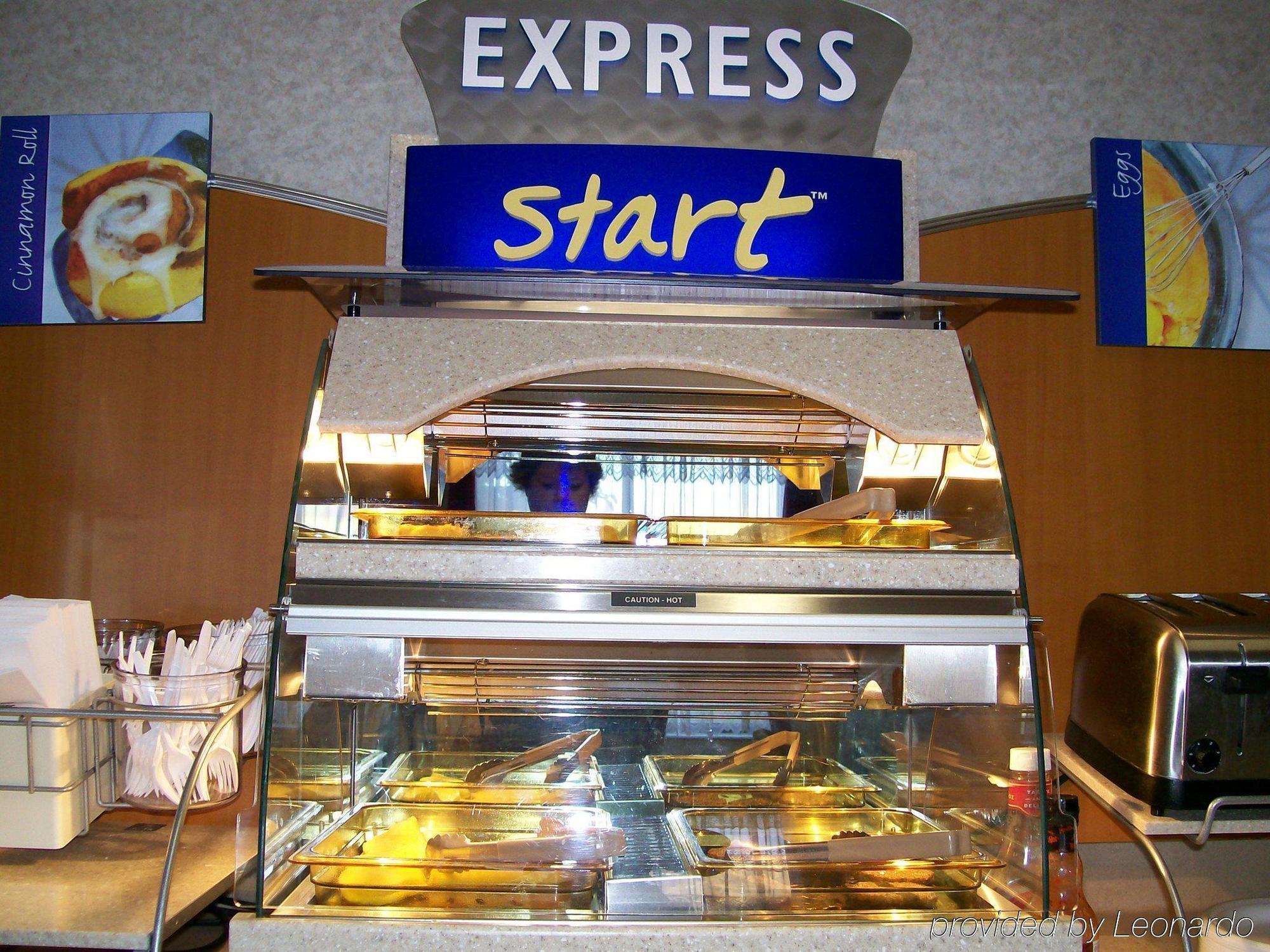 Holiday Inn Express & Suites Alliance By Ihg Kültér fotó