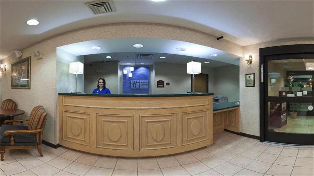 Holiday Inn Express & Suites Alliance By Ihg Kültér fotó